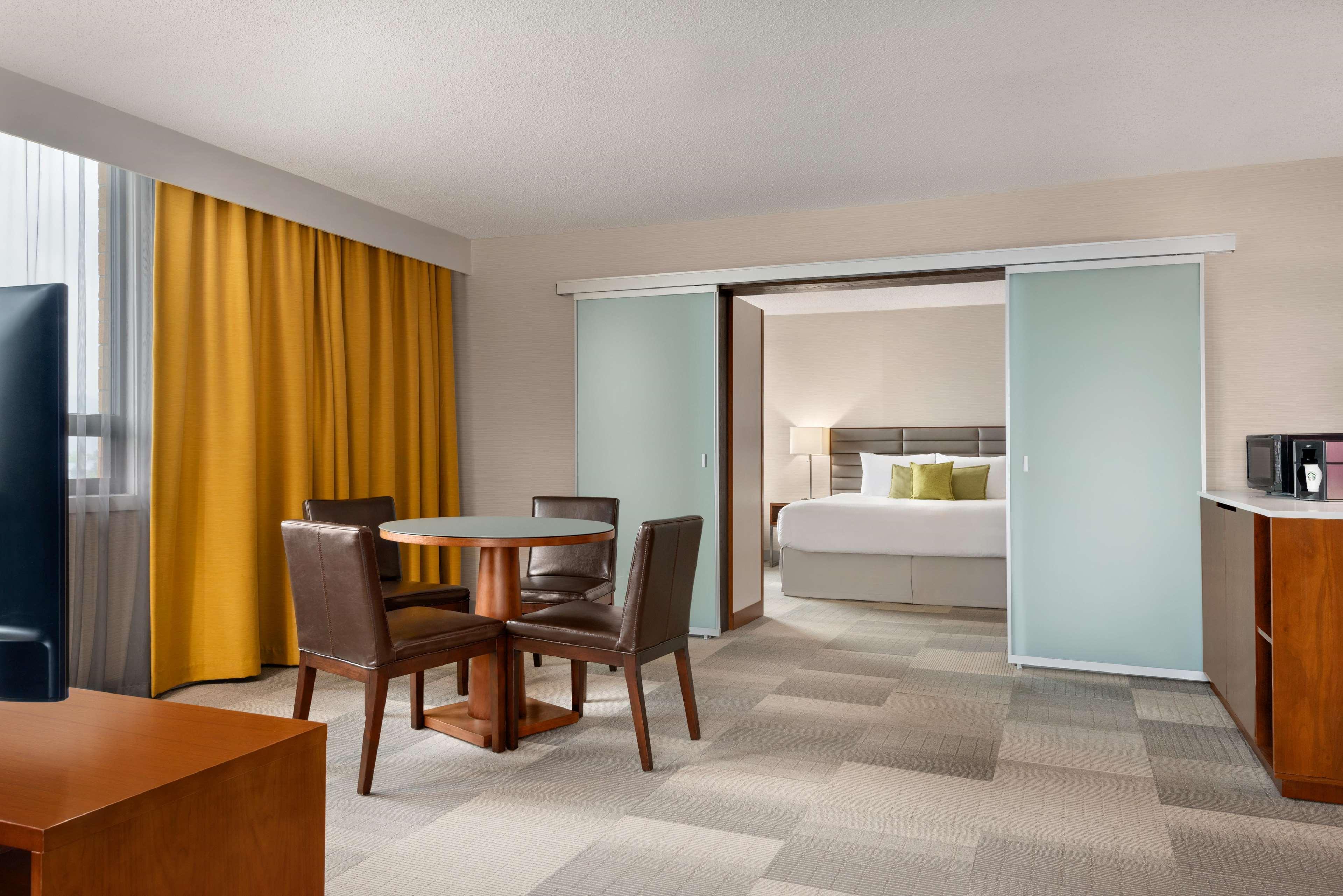Coast Prince George Hotel By Apa Ngoại thất bức ảnh